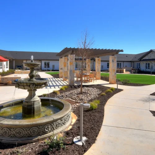 Civitas Senior Living | Alexis Pointe Courtyard