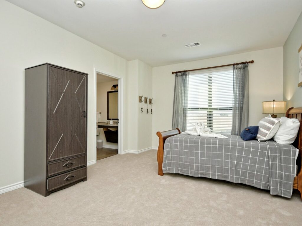 Arabella of Athens | Memory care bedroom