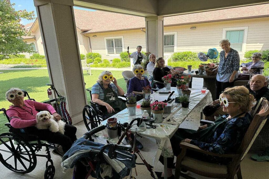 Arabella of Red Oak | Seniors launch the green thumb garden club