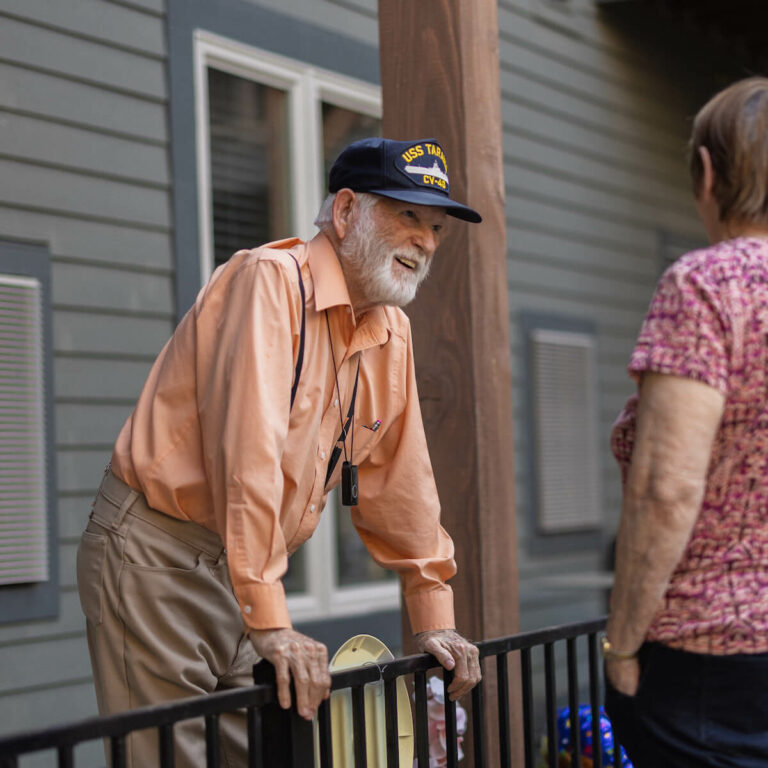 Cambridge Court | Seniors visiting together outside