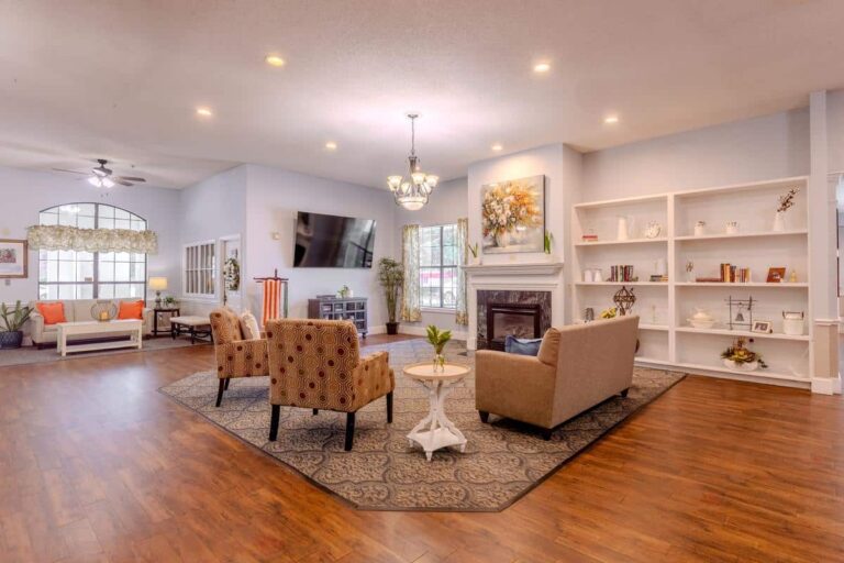 Cambridge Court | Community Area