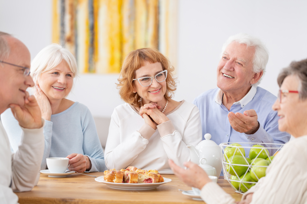 Double Creek | Seniors talking over breakfast