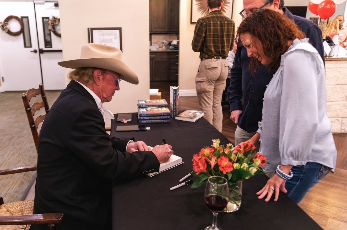 Double Creek Assisted Living | Gary P. Nunn signing books for fans