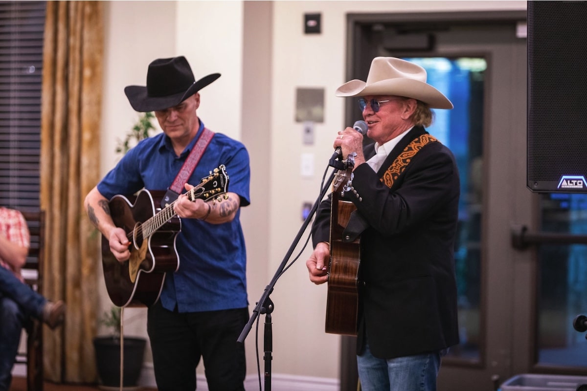 Double Creek Assisted Living | Gary P. Nunn singing and playing the guitar