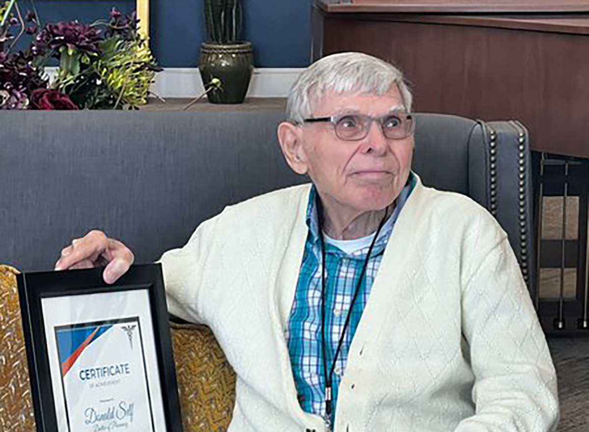 StoneCreek of Edmond | Senior resident, Donald Self receives award for longest practicing pharmacist in Oklahoma