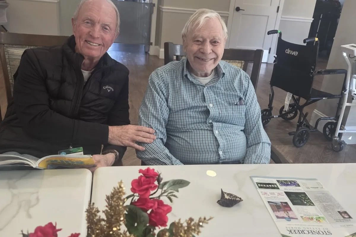 StoneCreek of Flying Horse Senior Living is an alternative to home care in Colorado Springs.