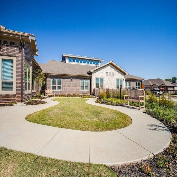 StoneCreek of North Richland Hills | Entrance with pathway and yard StoneCreek of North Richland Hills | Entrance with pathway and yard