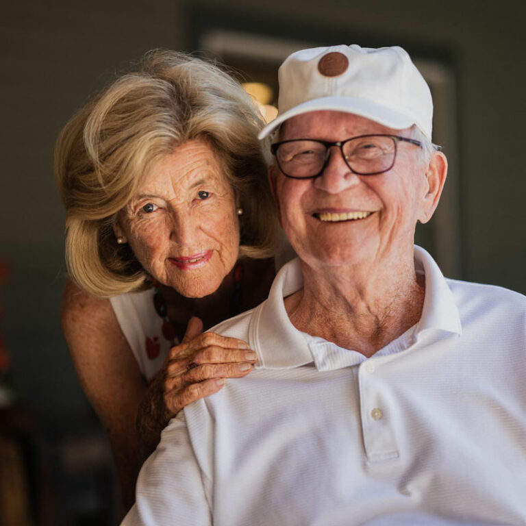 The Grandview of Chisholm Trail | Senior couple smiling