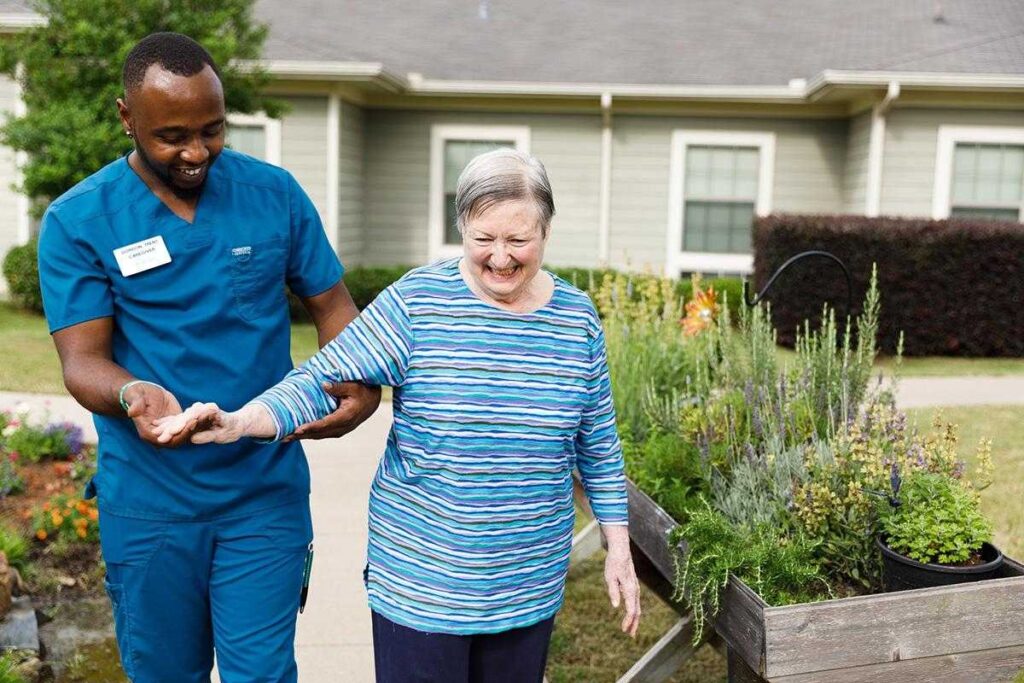 Rehabilitation Nursing Homes Near Me | The Hamptons of Tyler