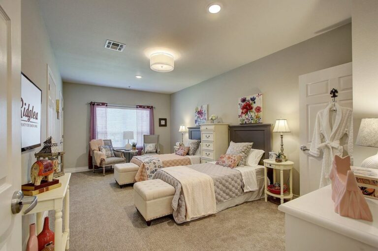 The Ridglea Senior Living | Memory care bedroom