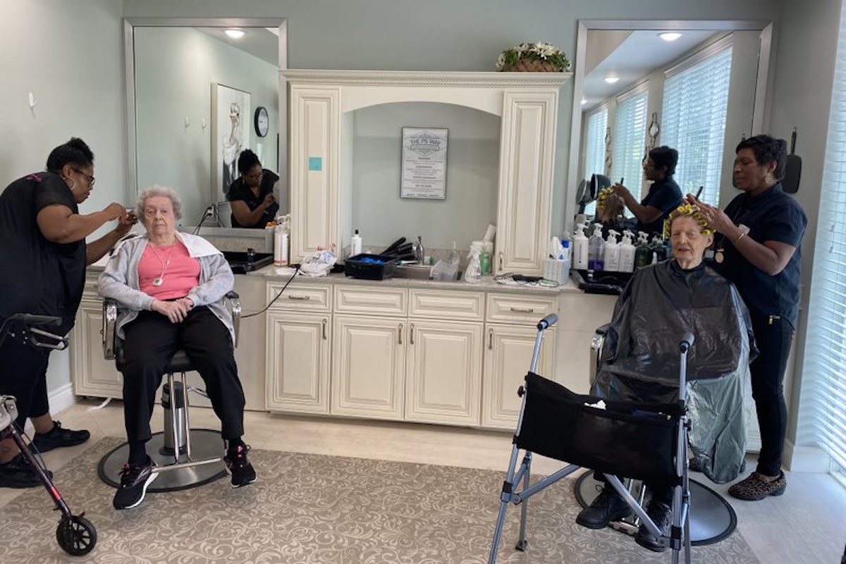 The Ridglea | Senior community residents having at the salon getting the hair done