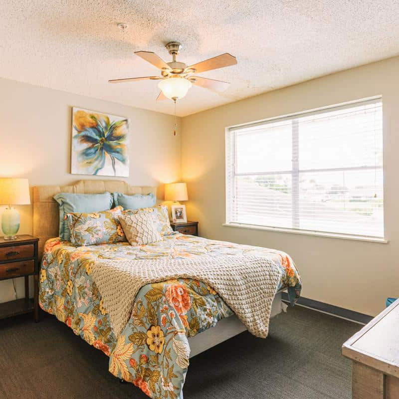 Valley View | Senior apartment bedroom