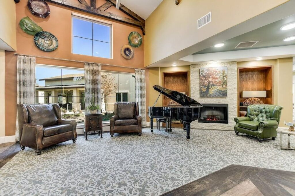 The Brooks of Cibolo | Piano room