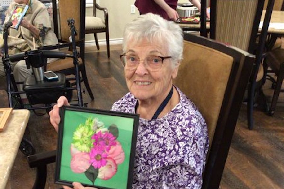 Clear Fork of Willow Park | Senior sharing her artwork