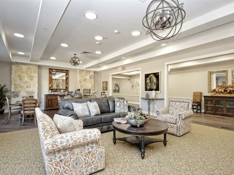 Alexis Pointe of Wimberley | Seating area