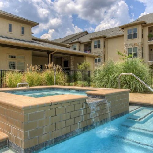 Arabella of Longview | Pool