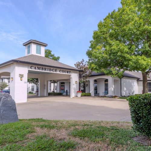 cambridge-court-senior-living-community-6