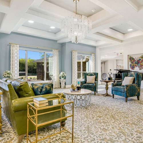 Ariel Pointe of Sachse | Lobby sitting area