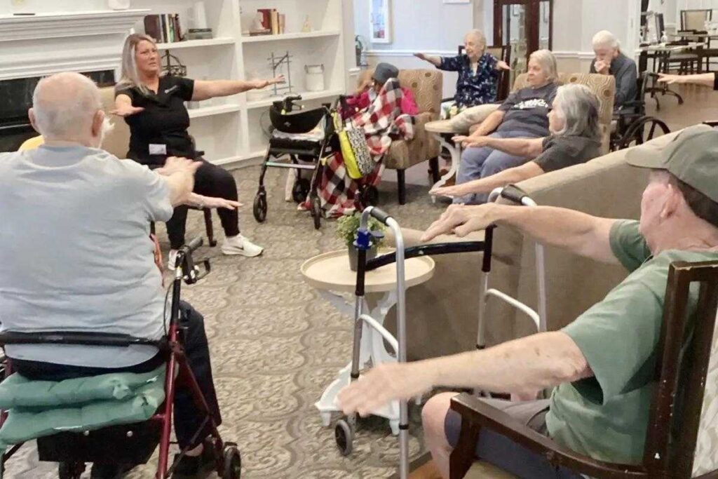 Low-Impact Aerobic Exercise for Seniors | Cambridge Court in Mesquite, TX