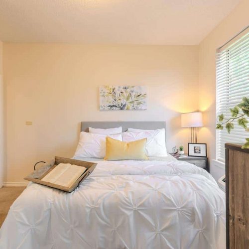 Cambridge Court | Bedroom