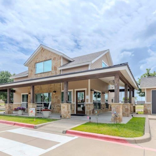 Cambridge Court | Community Building Exterior