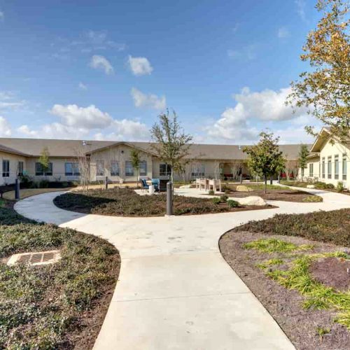 Ledgestone Senior Living | Memory Care Courtyard
