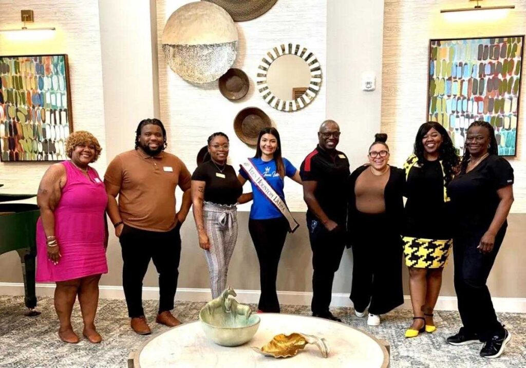 Miss TX Teen Visits Seniors | StoneCreek of Copperfield