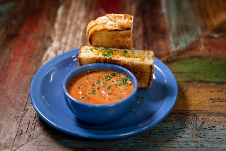 Valley View Senior Living | Lunch Dish