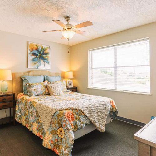 Valley View | Senior apartment bedroom