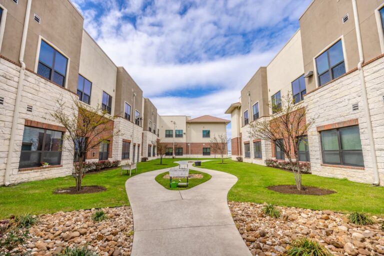 Double Creek | Courtyard