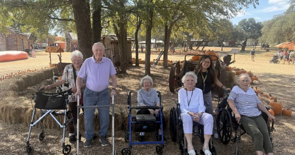 Fall Fun and Flowers | Double Creek Assisted Living