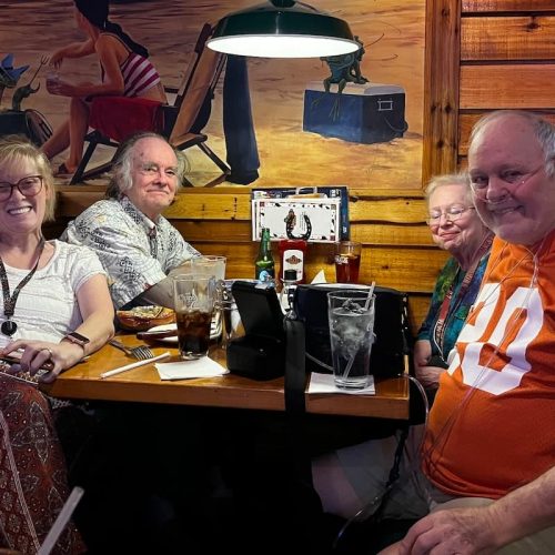 Civitas Senior Living | Seniors on an outing to a local restaurant