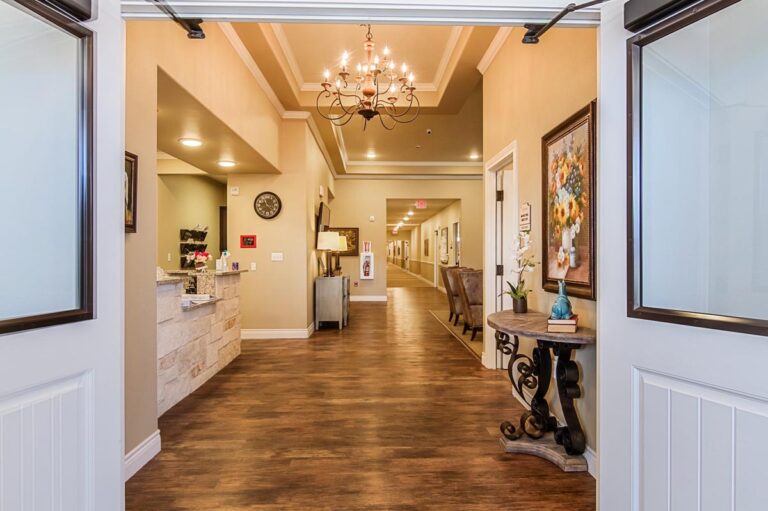 Elk Creek | Foyer