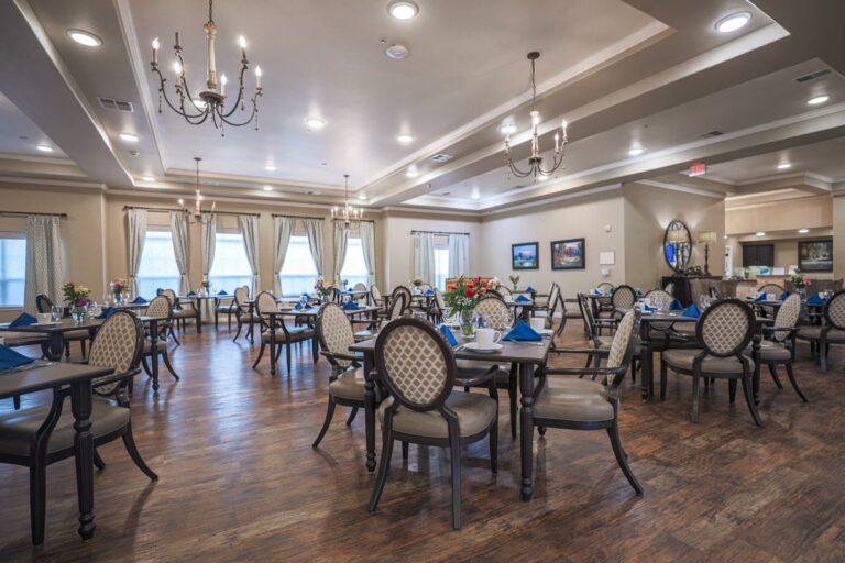 Elk Creek | Dining room