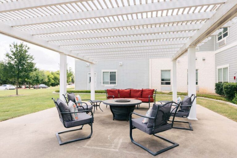 Midtowne | Patio