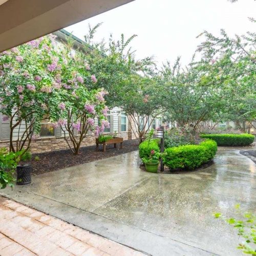 The Avenues of Fort Bend | Courtyard
