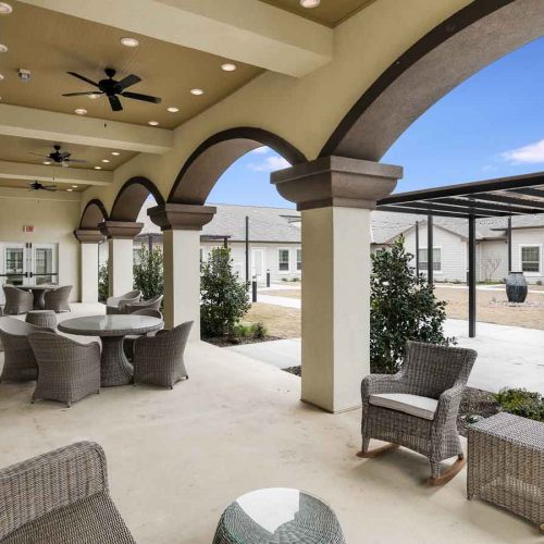 The Grandview of Chisholm | Courtyard