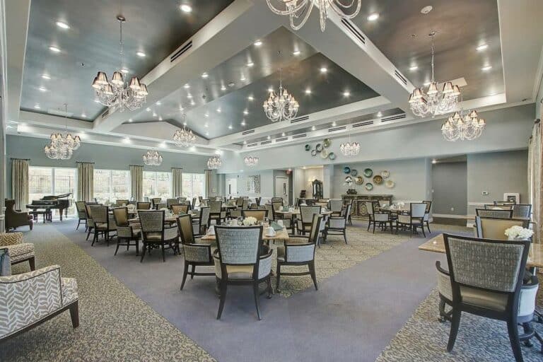 The Ridglea Senior Living | Dining room
