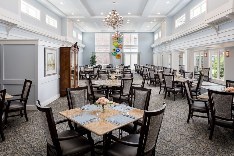 The Grand | Dining room