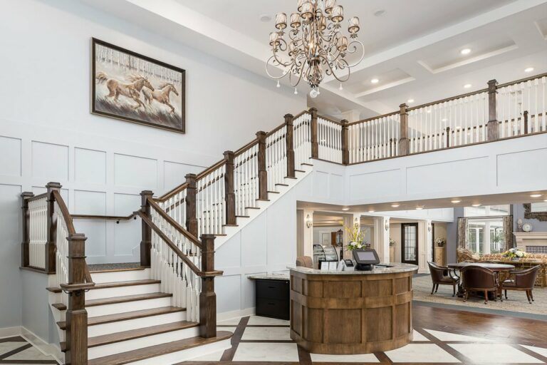 csm_The_Grand_3_Lobby_647dc5b0a1.jpg