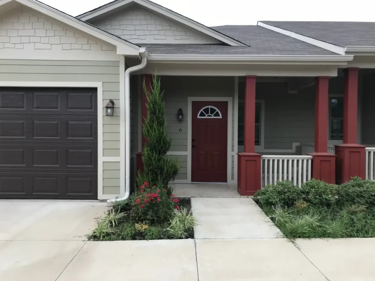 Autumn Wind | Home Exterior