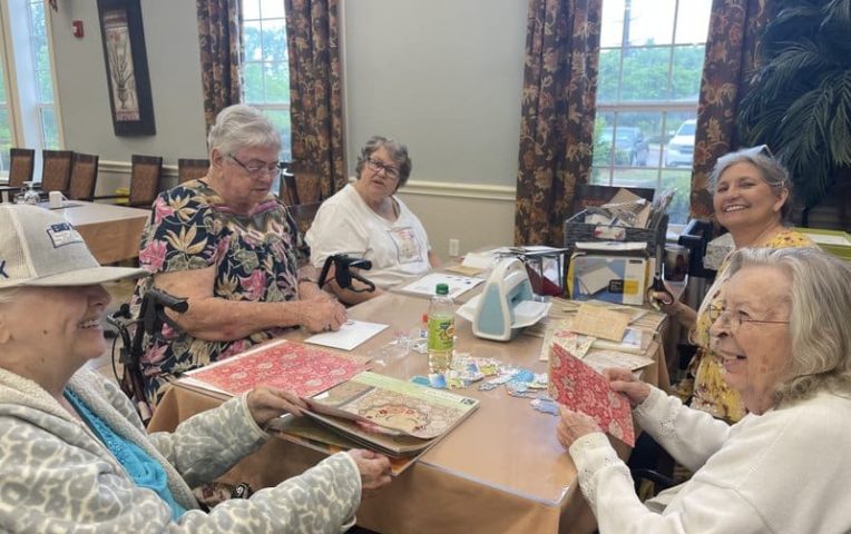 Autumn Wind Senior Living | Community Life