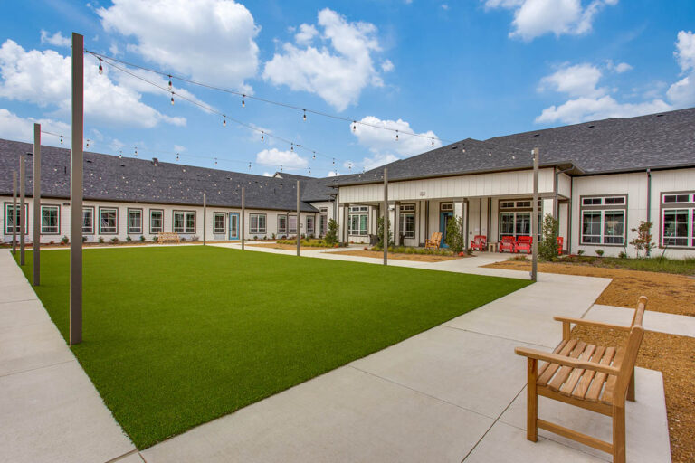 Harvest of Aledo | Courtyard
